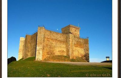 chateau de mauvezin baronnies