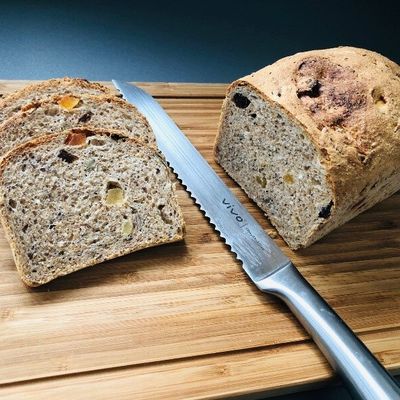 Pain demi-gris aux fruits exotiques