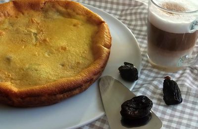 FAR AUX PRUNEAUX ET AU LAIT D'AMANDES