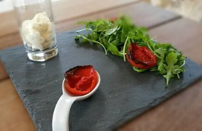 Nuage de chevre-salade-tomates confites