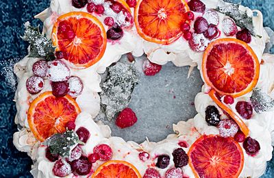 Recette facile de Noël : la pavlova de Noël prête à servir en 15 mn (triche en vue !)