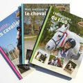 Une collection de livres sur l'équitation :