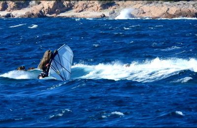 WINDSURF CHEZ ROGER ! ...