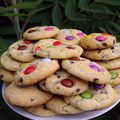 Cookies aux smarties et aux pépites de chocolat