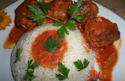 Boulettes de viande à la sauce tomate basilic