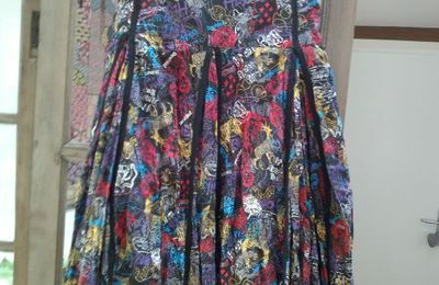 JUPE DESIGUAL TAILLE 40 