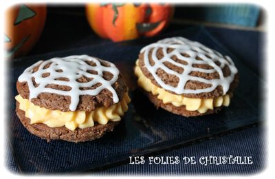 Whoopie pie citrouille et sa toile d'araignée