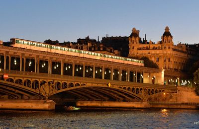 Paris - Pont de Bir-Hakeim