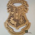 Gravure laser sur toile, miroir, bois : Johnny Hallyday, Harry Potter, Blason Poudlar, bébé, mariage, boutique créative