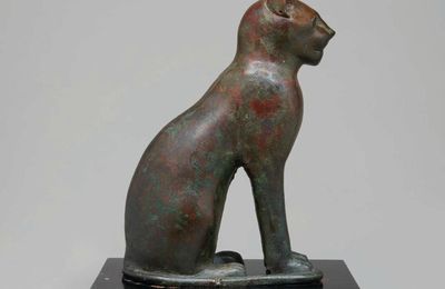 Chat en bronze, Art Égyptien, Basse Époque-Époque Ptolémaïque, circa 664-30 avant J.-C.