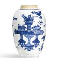 A blue and white 'Hundred Antiques' jar, Qing dynasty, Kangxi period