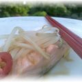 Diner d'inspiration asiatique: Saumon aux pousses de soja et à l'huile de sésame, oeufs aux lait à la vapeur