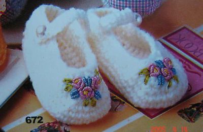 chausons pour bébé au crochet