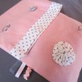 Pochette en rose, pois et petites souris