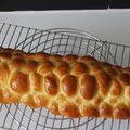 Participation au Meilleur Pâtissier du web avec la brioche a 8 tresses :)