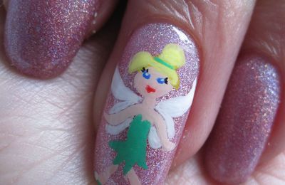 Nail art "Fée Clochette"