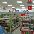 Nombreux petits magasins (farmacia)