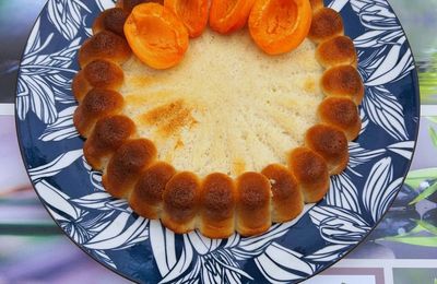 Gâteau léger au fromage blanc et abricots