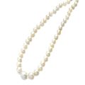 Natural pearl necklace