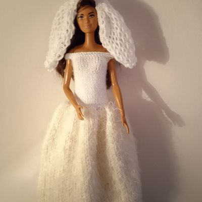 Robe de mariée pour Barbie