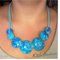 Collier lentilles tout en bleu