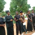 Femmes en noir du Faso: Un exemple de Courage