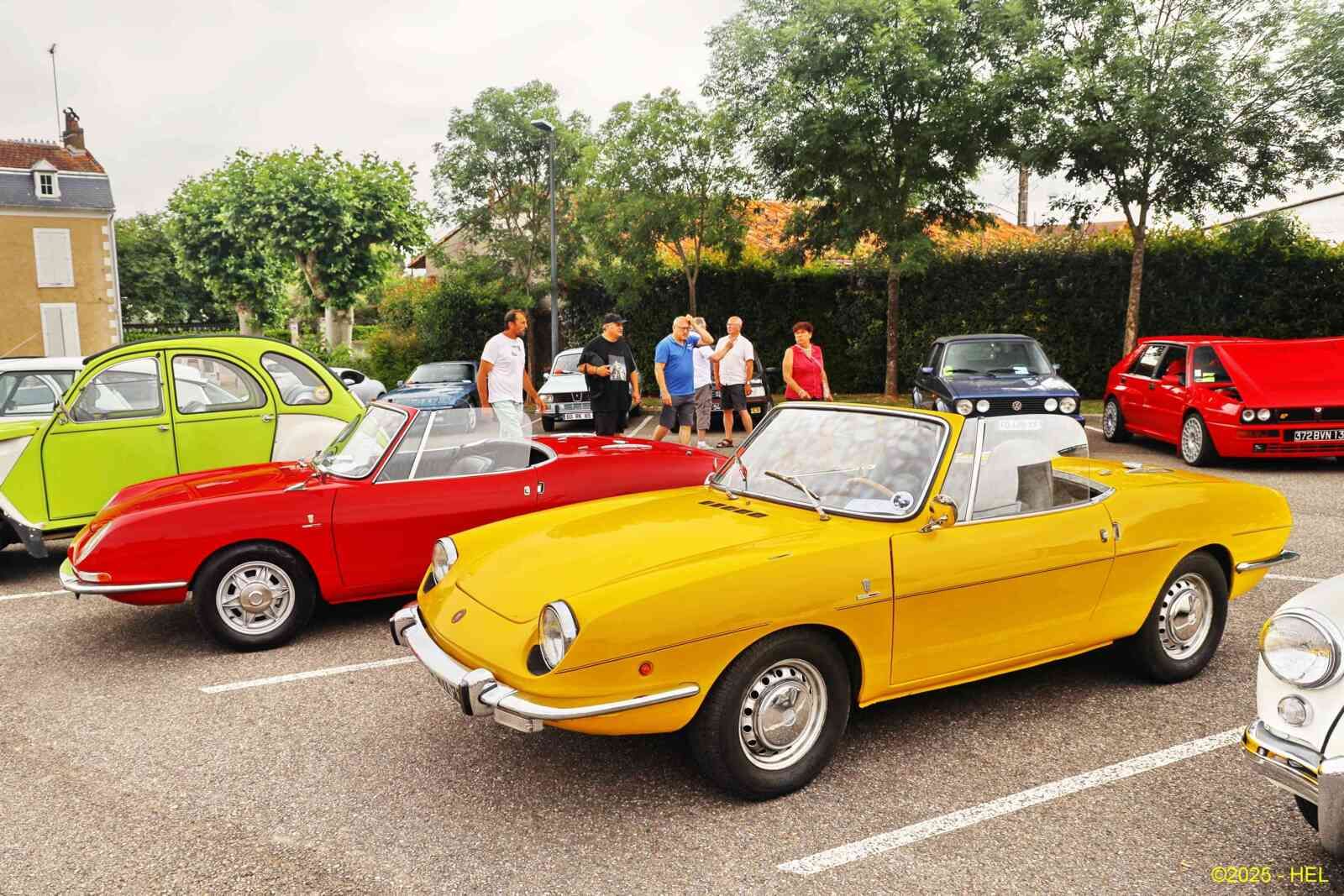 Fiat 850 s.I 1967 et s.II 1972_01 [I] HL_GF