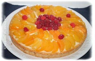 Tarte abricots framboises