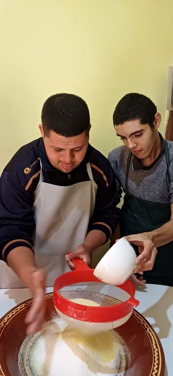 Nouvelle pâtisserie traditionnelle à l'atelier pâtisserie de jeudi à O.T. : les msemmen 