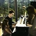 Clip officiel de Green Day : The Forgotten avec des images de Twilight Chapitre 5 Révélation Part 2