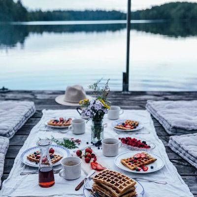 Petit déjeuner AU JARDIN