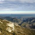 Road trip, dans l'Hérault. Pic St Loup, gorges de l'Hérault, Mont St Baudilles, route des mégalithes, cirque de Navacelles.