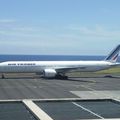 Aéroport St. Denis - Gillot / Roland Garros: Air France: Boeing 777-328/ER: F-GSQT: MSN 32846/618.