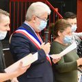 UN PARRAIN ET UNE MARRAINE LAÏQUES POUR CLARA MÉLIN. 