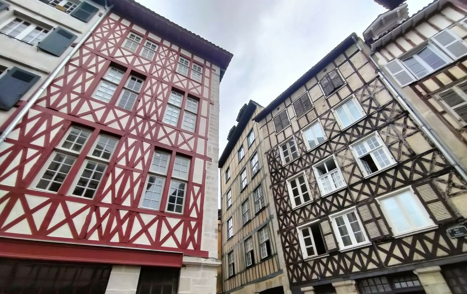 Bayonne, rue des Faures, façades (64)