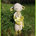 [Crochet] Shamrock, the little green sheep