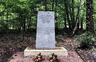 Guillaume Apollinaire au bois des Buttes