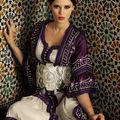 Caftan marocain mauve blanc ravissante