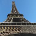 Le ciel est plein bleu à Paris