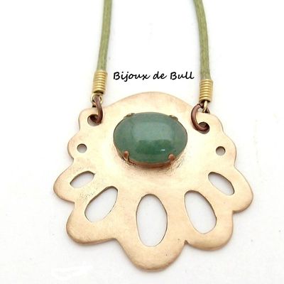 COL393 - Collier mi long en bronze doré et aventurine verte