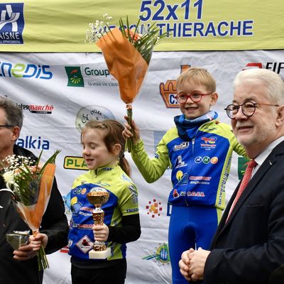 CYCLO-VTT : VINGT JEUNES AU DÉPART DE NEUVE-MAISON.