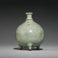 A 'Guan'-type 'Longquan' celadon waterpot and a stopper, Song Dynasty (960-1279)