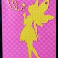 Une fée jaune ... une touche de broderie à la main ... des strass ... une carte d'anniversaire rose girly et féérique !