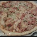 PIZZA MOITIE VIANDE HACHEE/CHORIZO et MOITIE JAMBON/CHORIZO 