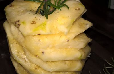 Ananas rôti au caramel