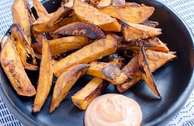 Frites de patates douces au miso blanc