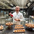 ...Atelier choux avec Bamix et the french pâtissier au grand réfectoire à l'hôtel Dieu à Lyon... (Cathytutu)