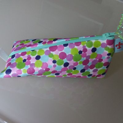 Pochette berlingot en tissu enduit 