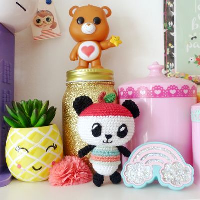 Pandapple Sanrio ~ le panda kawaii au crochet de AmiguruMEI