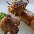 Brochettes de porc épicé au ras-el-hanout